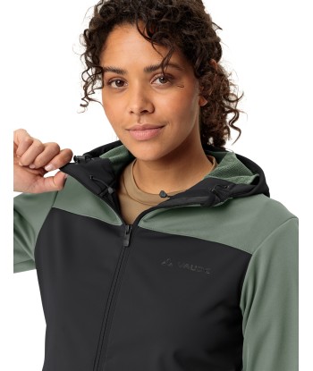 Women's Qimsa Hooded Softshell Jacket (3)