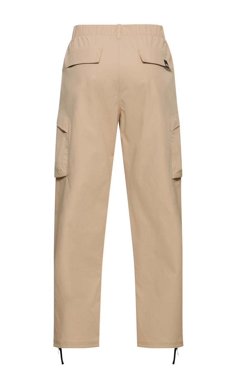 138013
